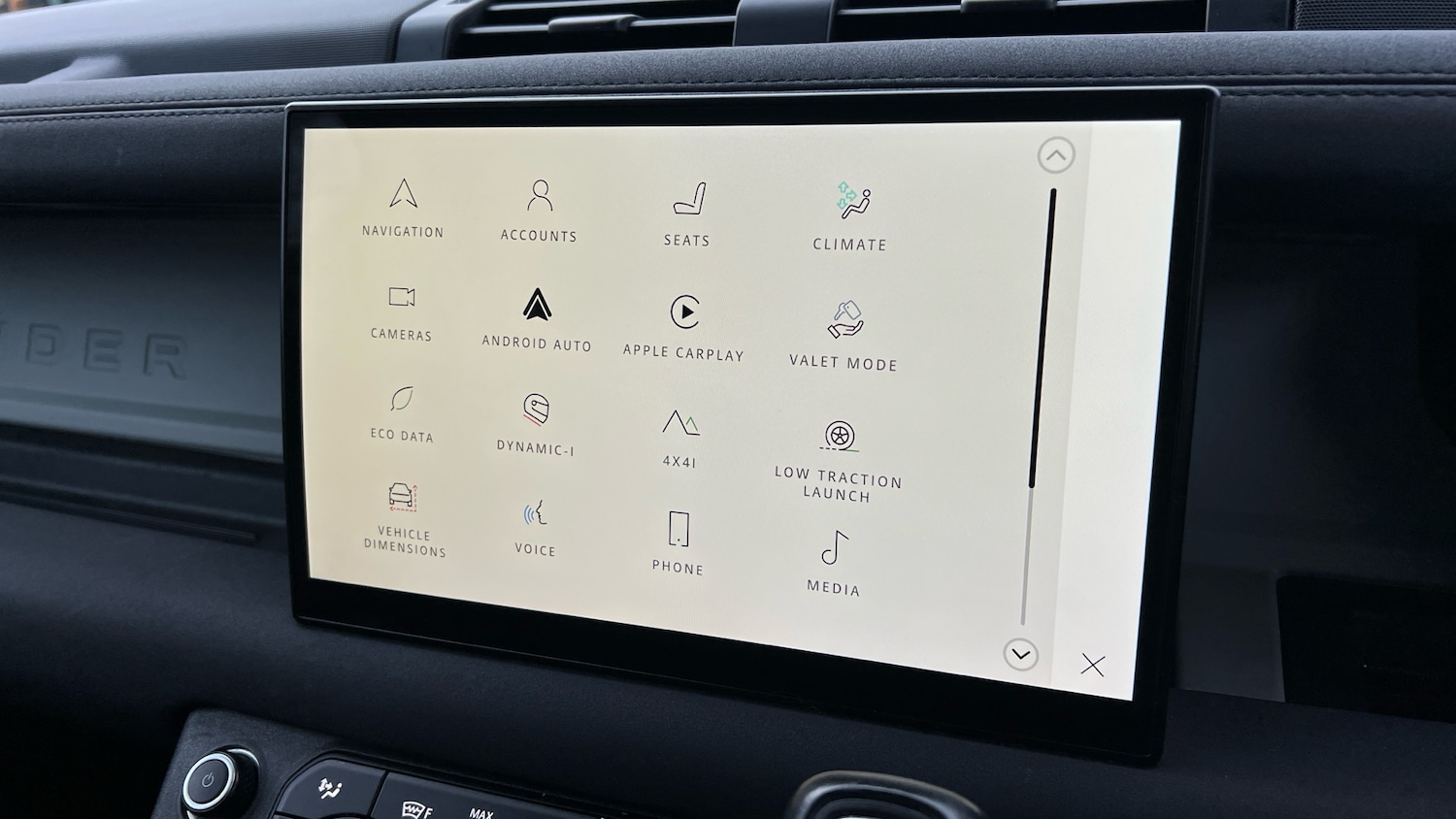 Used Land Rover Defender 2022 for sale - 78098051: Photo 25