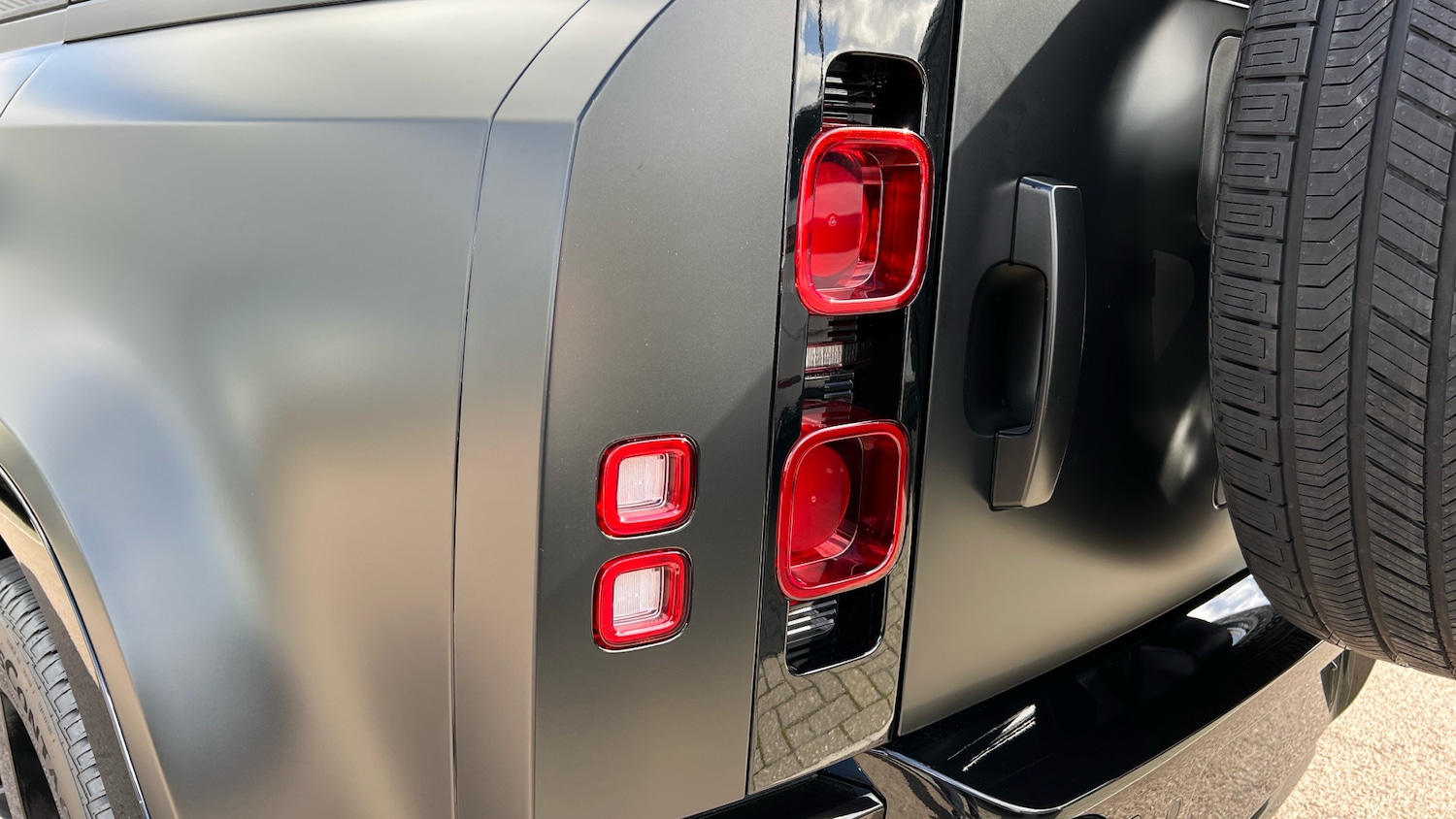 Used Land Rover Defender for sale - 76010643: Photo 19