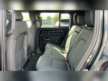 Used Land Rover Defender for sale - 76010643: Photo 4