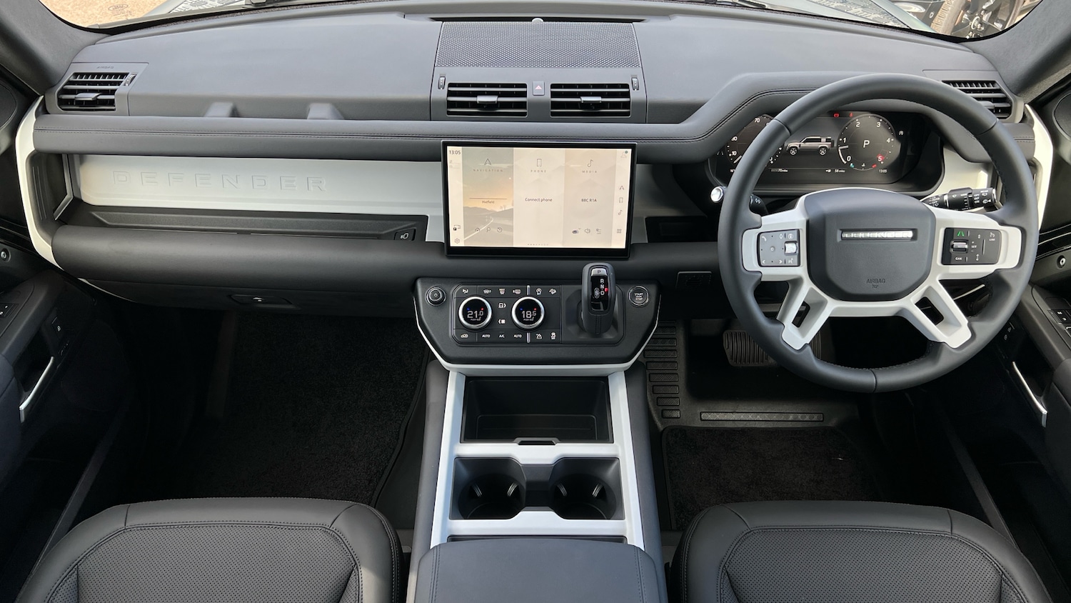 Used Land Rover Defender for sale - 76010643: Photo 9