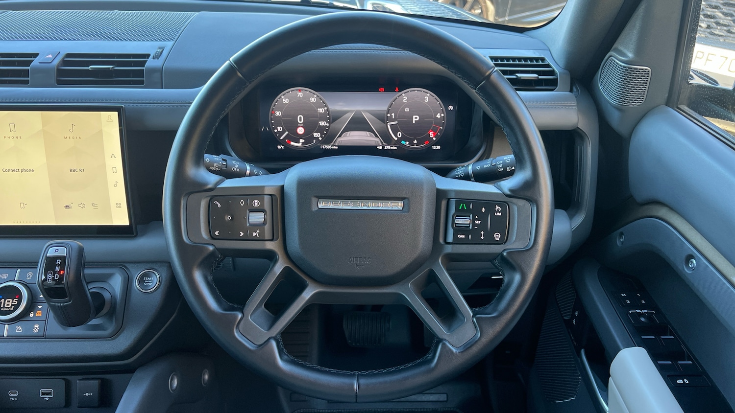 Used Land Rover Defender 2024 for sale - 76430691: Photo 15