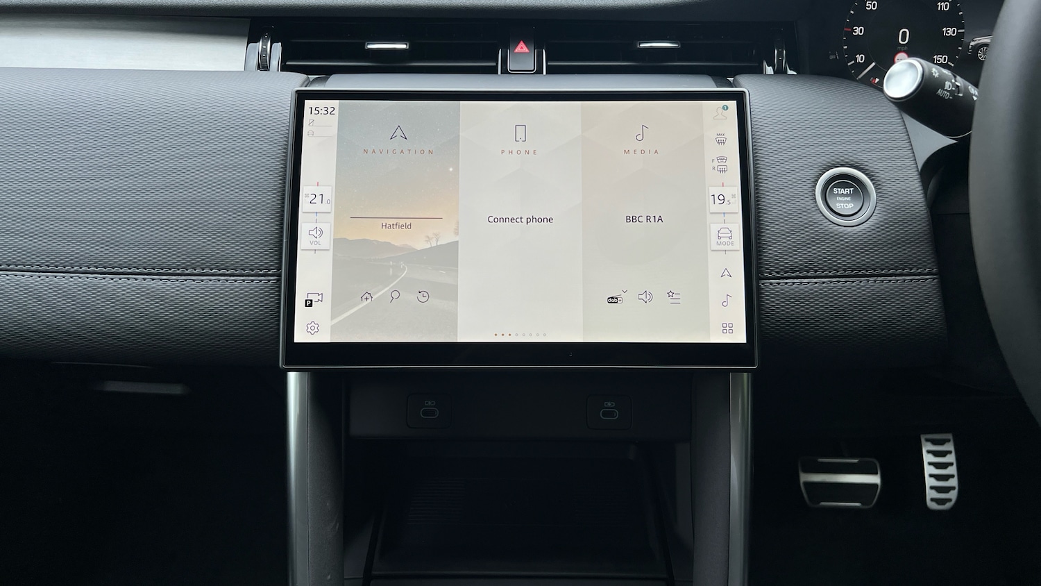 Used Land Rover Discovery Sport for sale - 76418451: Photo 14