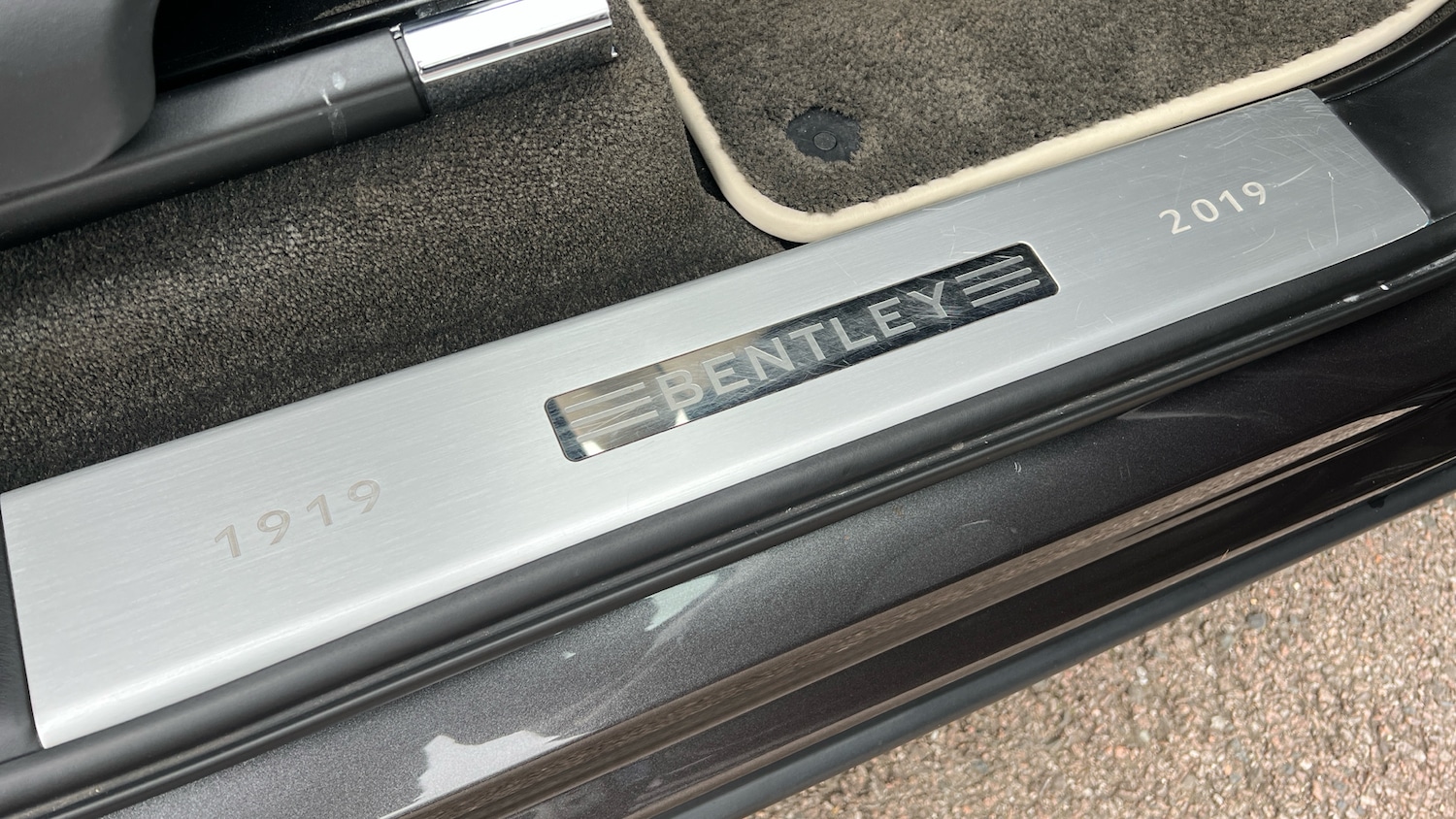 Used Bentley Bentayga 2019 for sale - 77622745: Photo 15