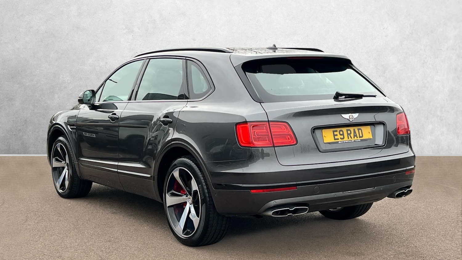 Used Bentley Bentayga 2019 for sale - 77622745: Photo 2