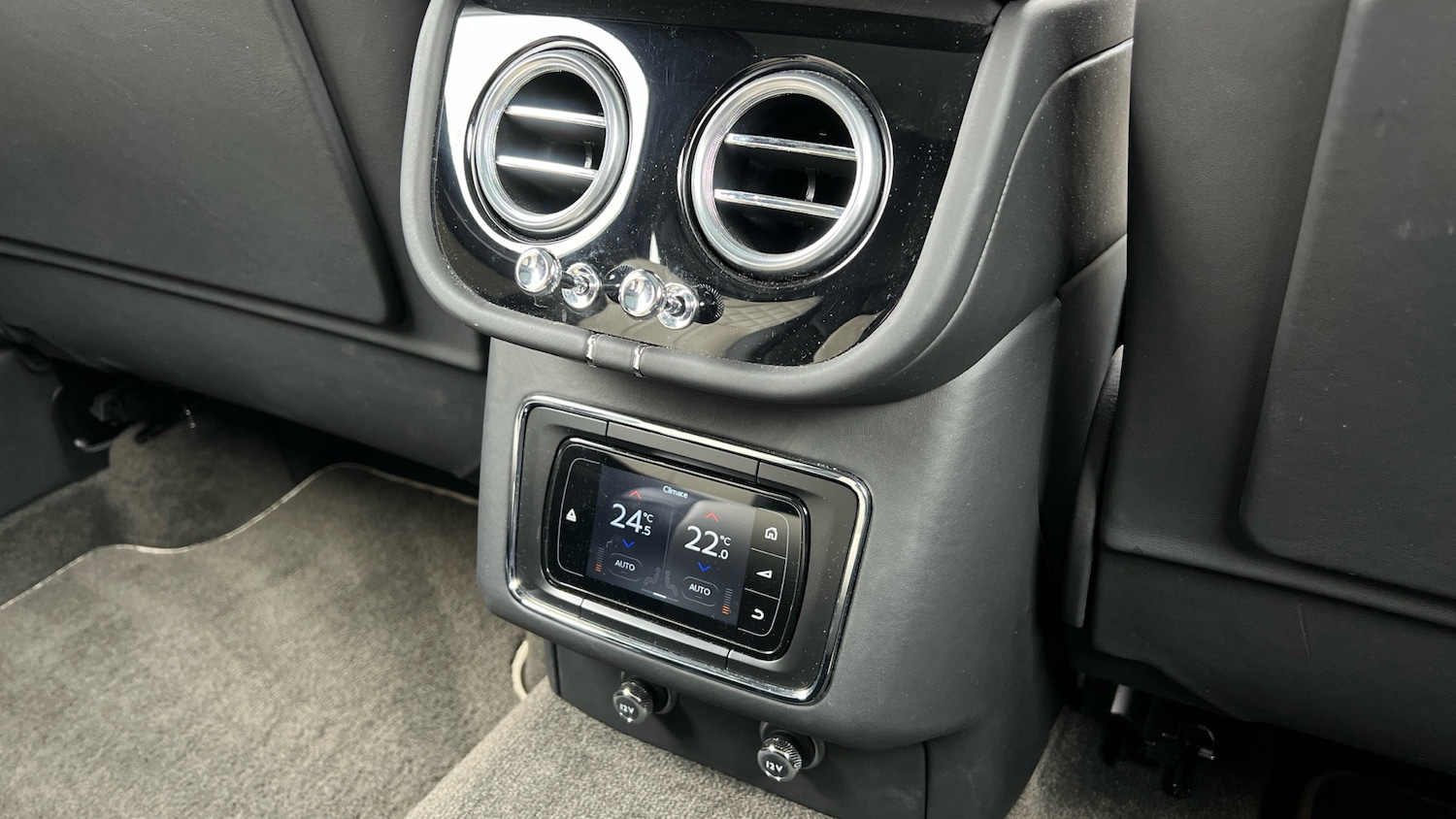 Used Bentley Bentayga 2019 for sale - 77622745: Photo 24