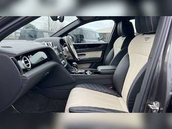 Used Bentley Bentayga 2019 for sale - 77622745: Photo
