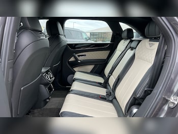 Used Bentley Bentayga 2019 for sale - 77622745: Photo