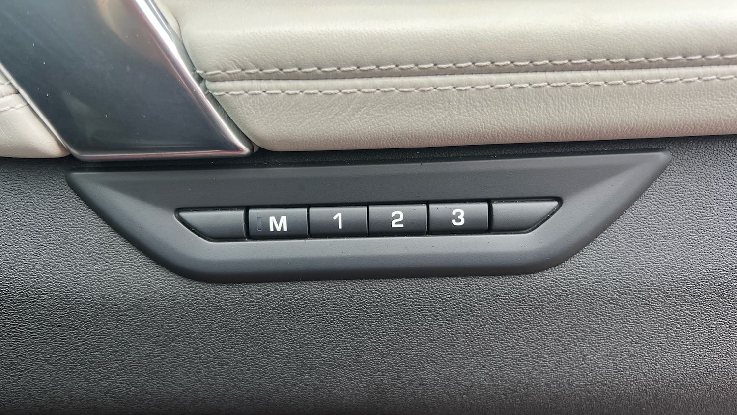 Used Land Rover Discovery Sport 2024 for sale - 77968550: Photo 25