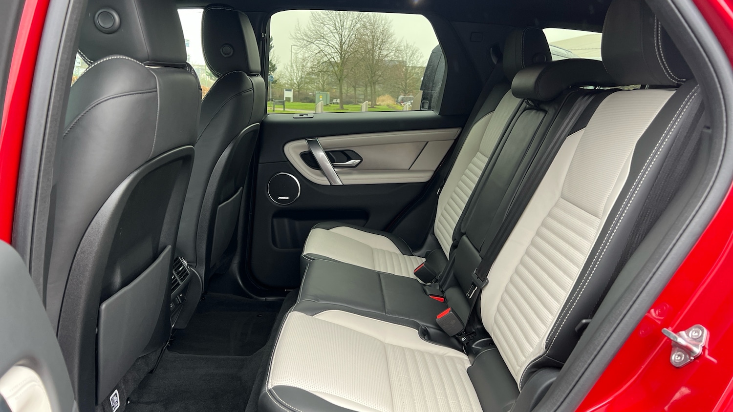 Used Land Rover Discovery Sport 2024 for sale - 77968550: Photo 4