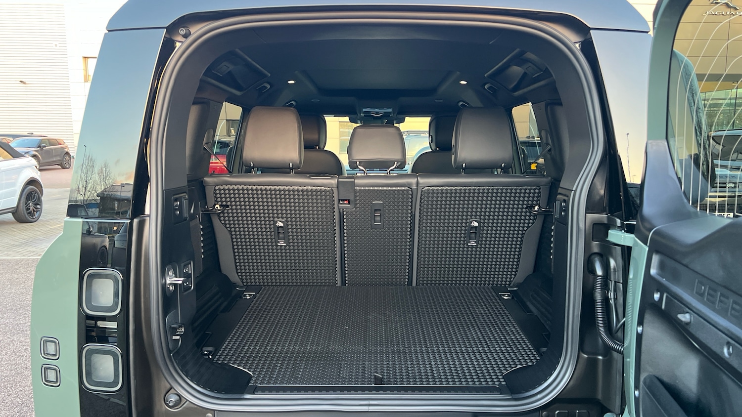 Used Land Rover Defender for sale - 76910967: Photo 10