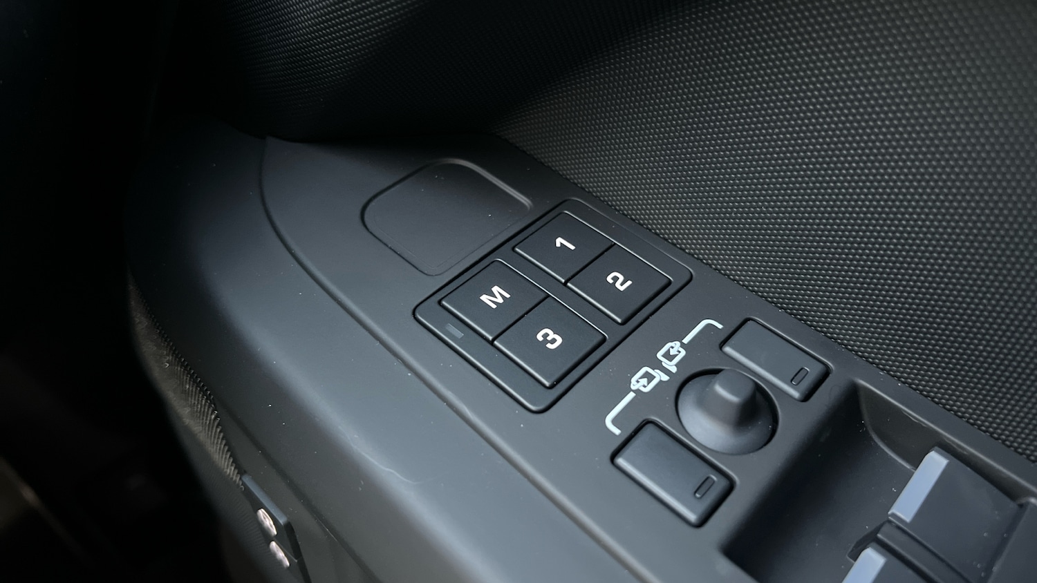 Used Land Rover Defender for sale - 76910967: Photo 24