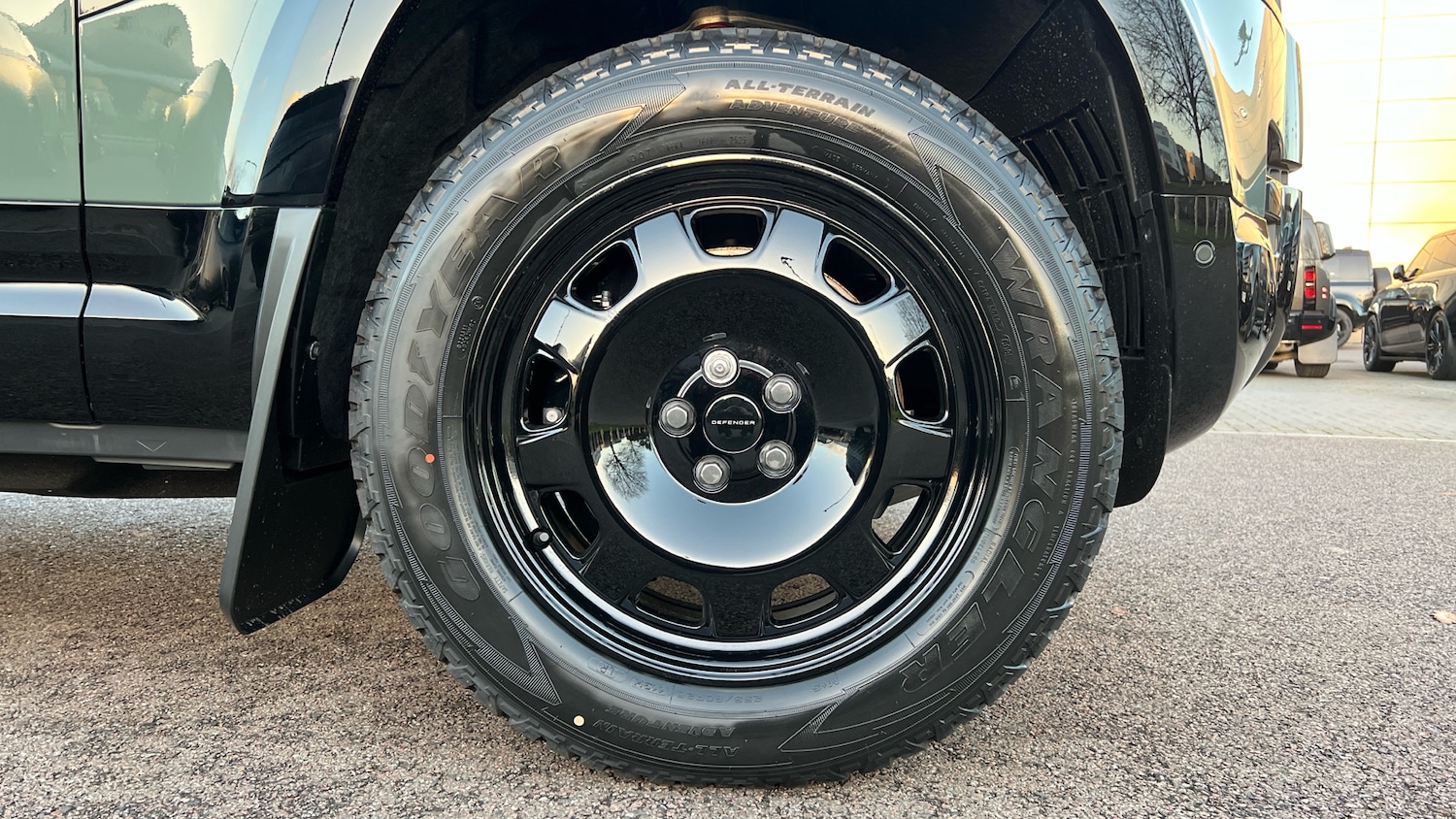 Used Land Rover Defender for sale - 76910967: Photo 8