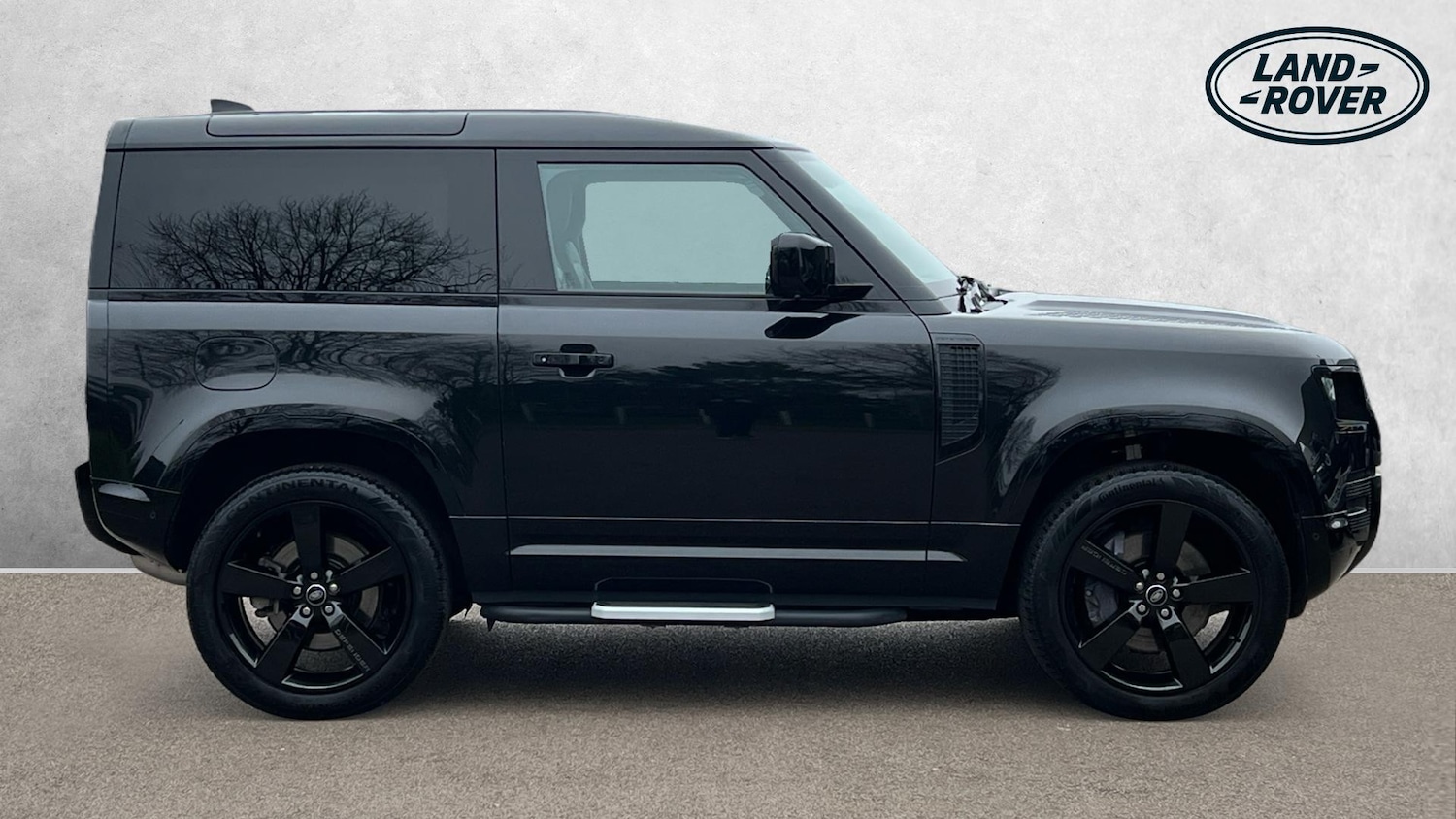 Used Land Rover Defender 2023 for sale - 77990371: Photo 5