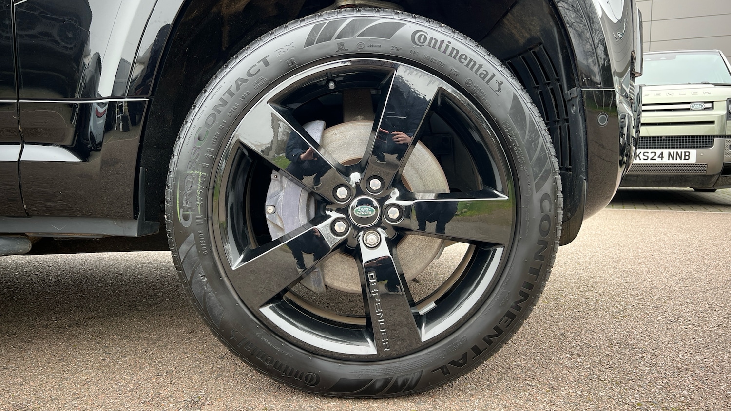 Used Land Rover Defender 2023 for sale - 77990371: Photo 8