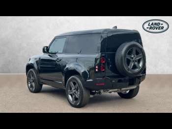Used Land Rover Defender 2025 for sale - 75210668: Photo