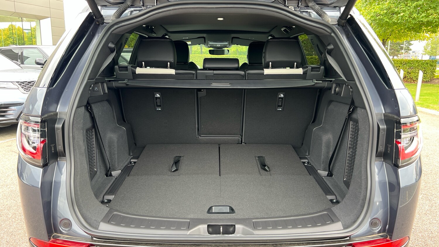 Used Land Rover Discovery Sport for sale - 76030146: Photo 10