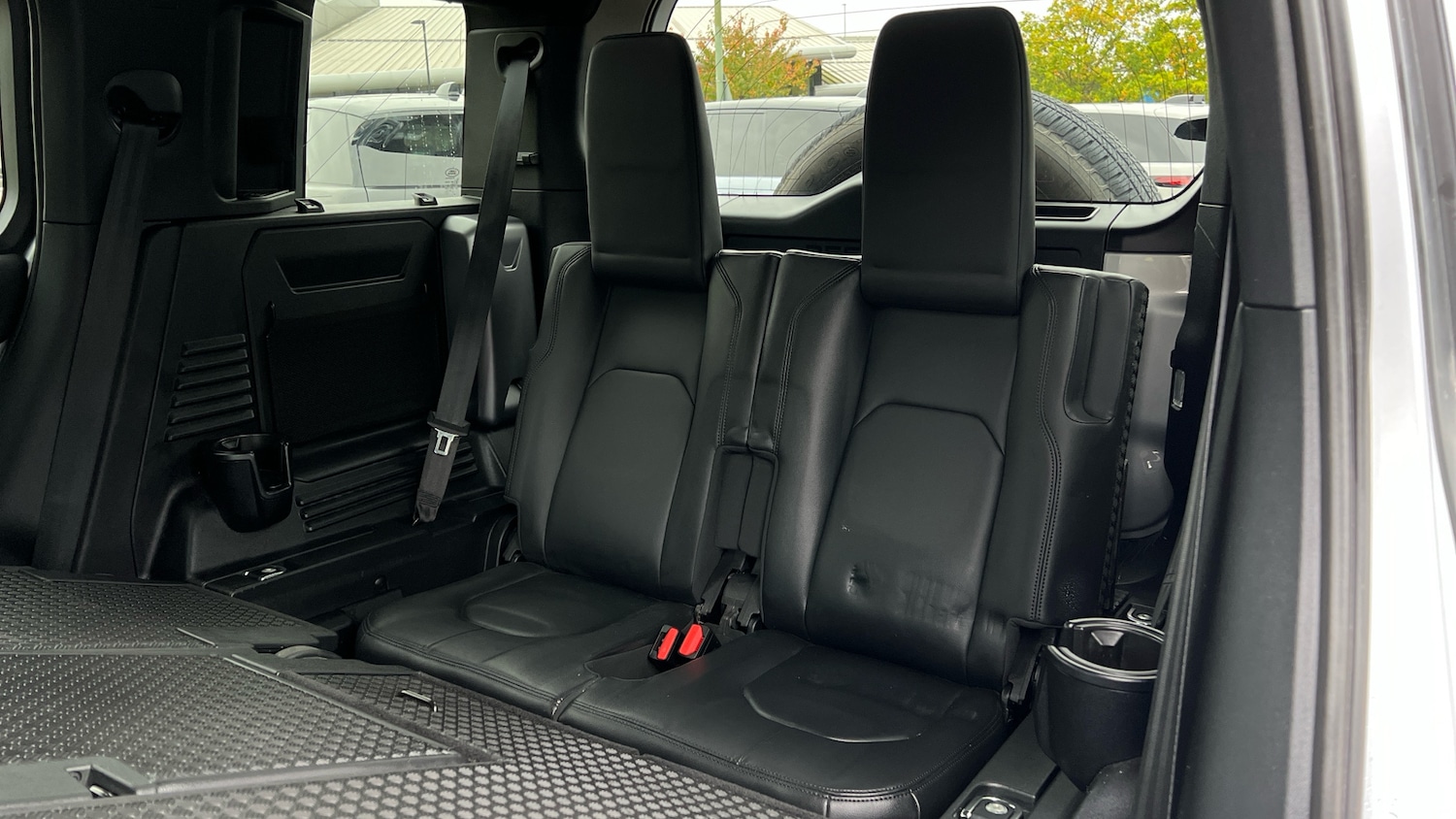 Used Land Rover Defender 2023 for sale - 76257893: Photo 22