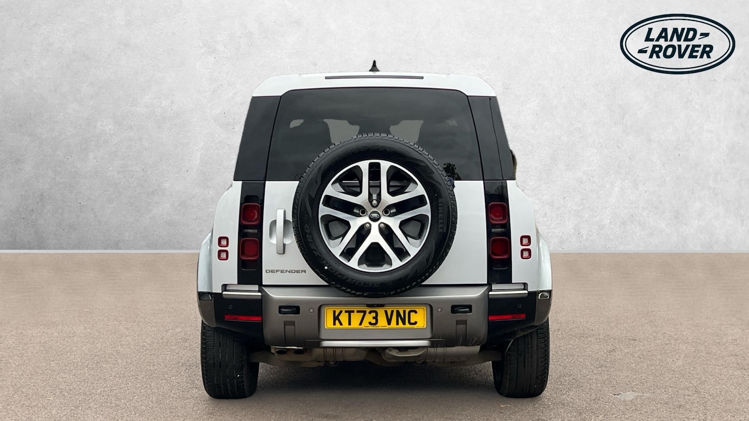 Used Land Rover Defender 2023 for sale - 76257893: Photo 6