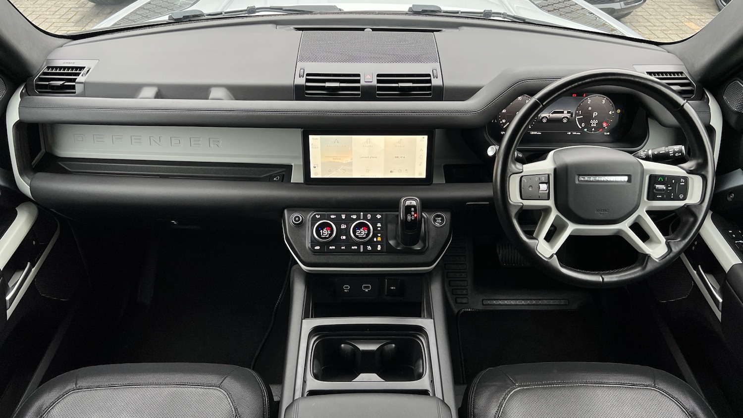 Used Land Rover Defender 2023 for sale - 76257893: Photo 9