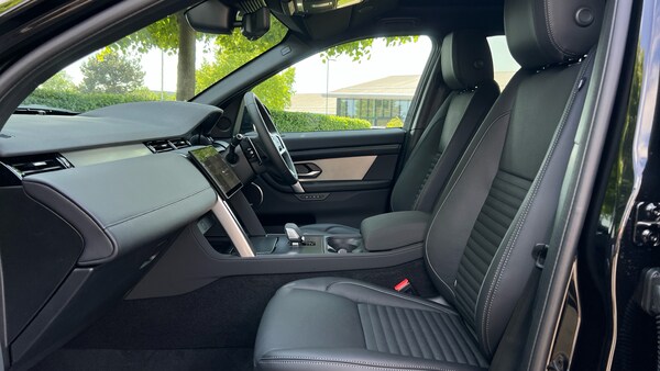 Used Land Rover Discovery Sport for sale - 74697951: Photo 3