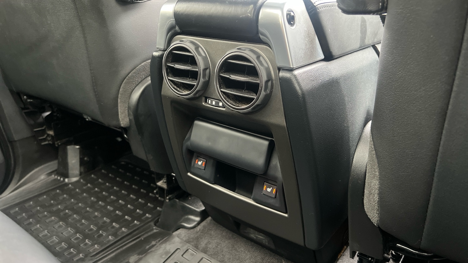 Used Land Rover Discovery 2016 for sale - 76536392: Photo 18