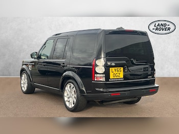Used Land Rover Discovery 2016 for sale - 76536392: Photo