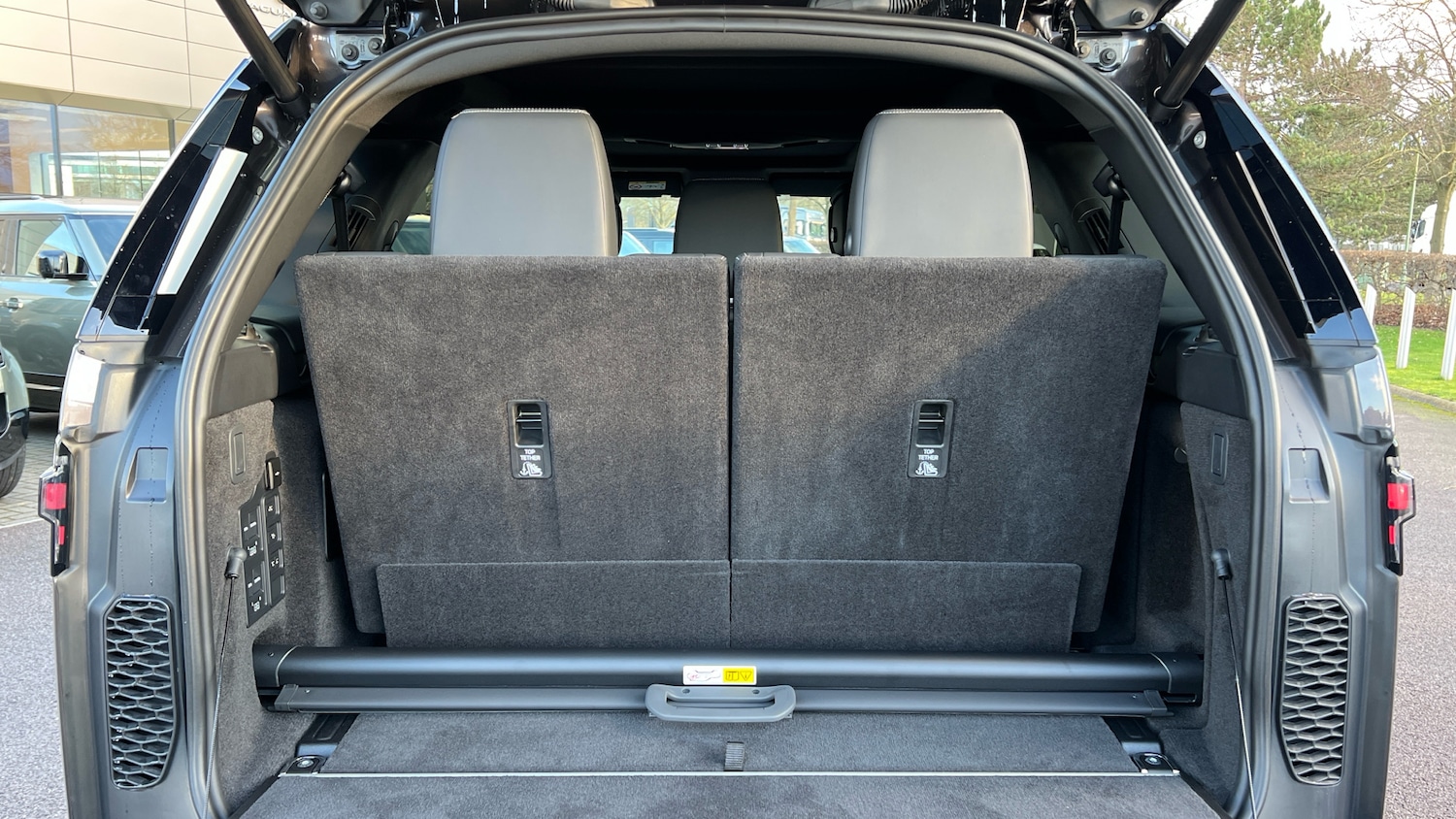 Used Land Rover Discovery for sale - 77610442: Photo 21