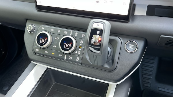 Used Land Rover Defender for sale - 75621545: Photo 13