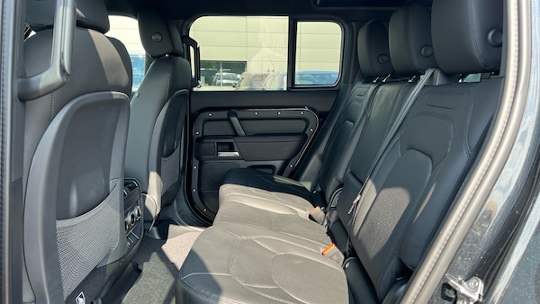 Used Land Rover Defender for sale - 75621545: Photo 4