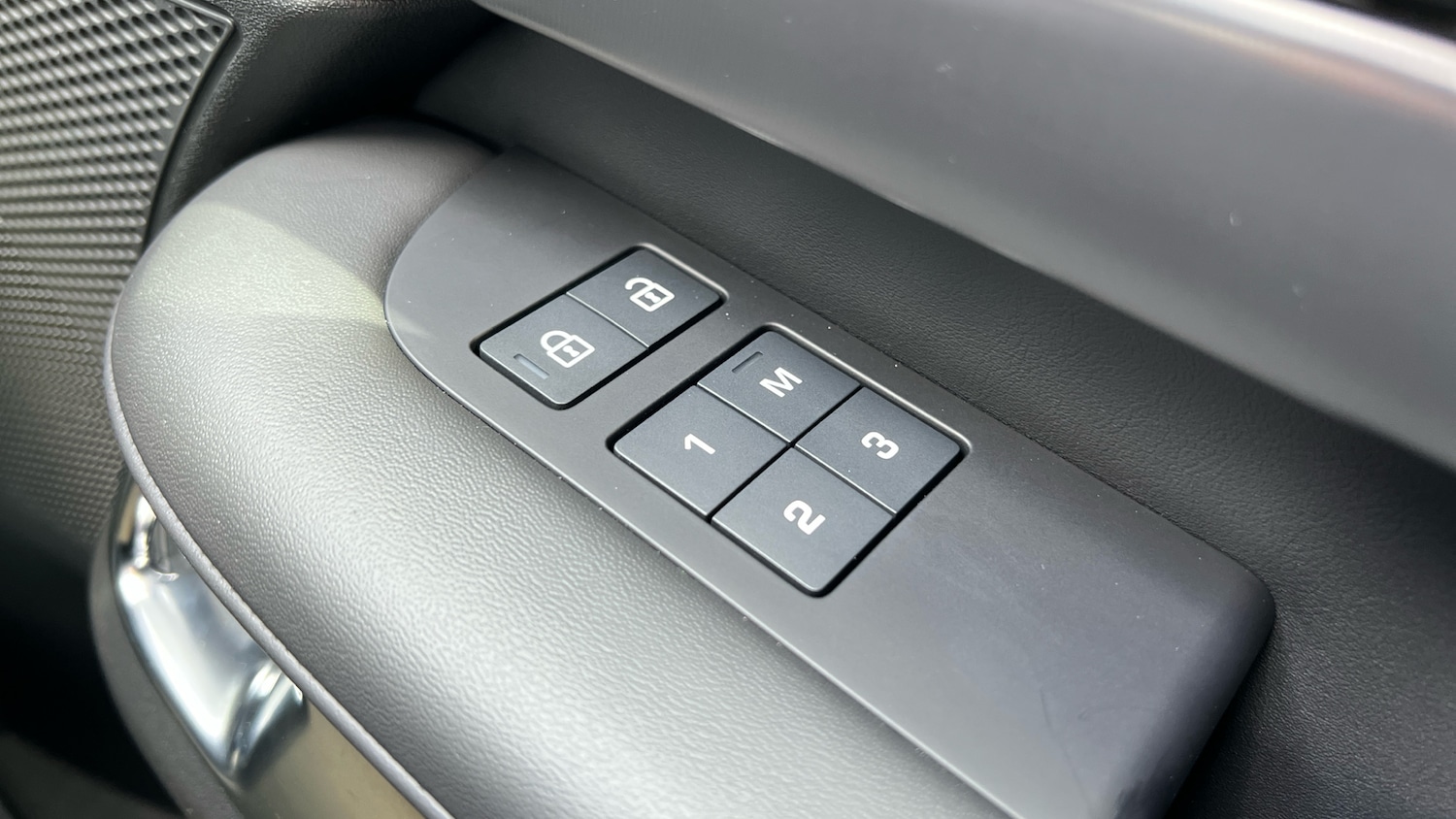 Used Land Rover Discovery for sale - 78125305: Photo 23