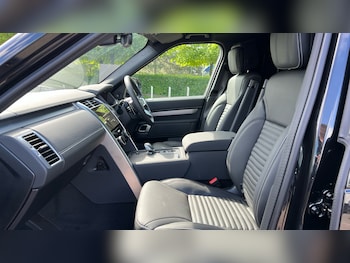 Used Land Rover Discovery 2026 for sale - 78571310: Photo