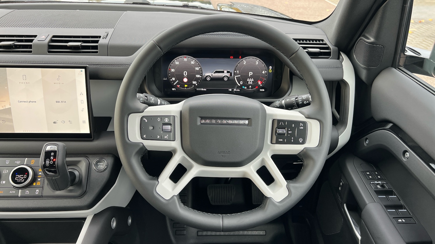 Used Land Rover Defender for sale - 76057626: Photo 15