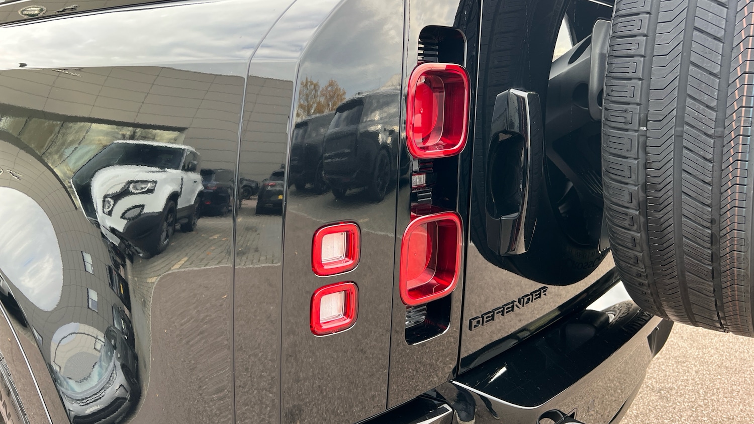 Used Land Rover Defender for sale - 76057626: Photo 19