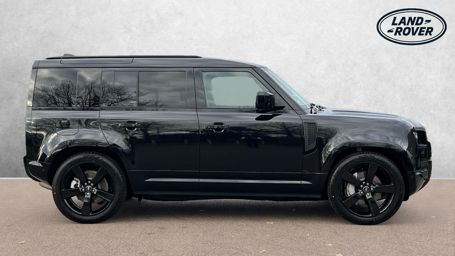 Used Land Rover Defender for sale - 76057626: Photo 5