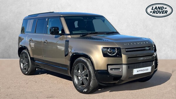 Used Land Rover Defender 2024 for sale - 76040489: Photo 1