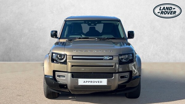 Used Land Rover Defender 2024 for sale - 76040489: Photo 7