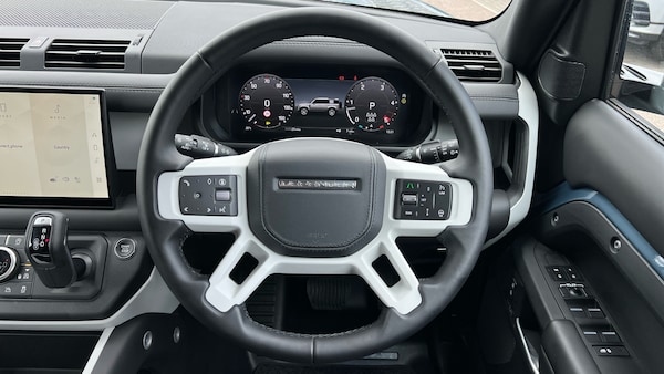 Used Land Rover Defender for sale - 75210652: Photo 15