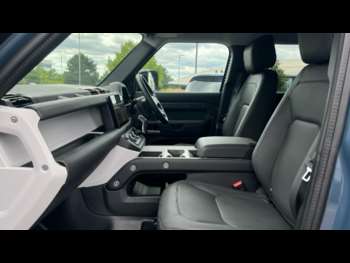 Used Land Rover Defender 2025 for sale - 75210652: Photo