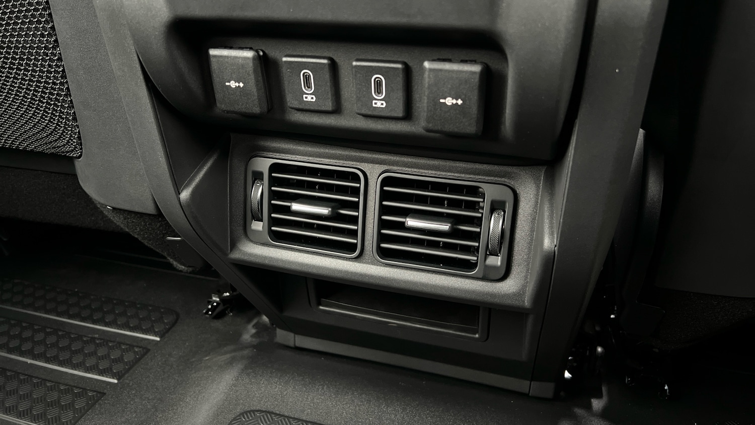 Used Land Rover Defender for sale - 77610450: Photo 18