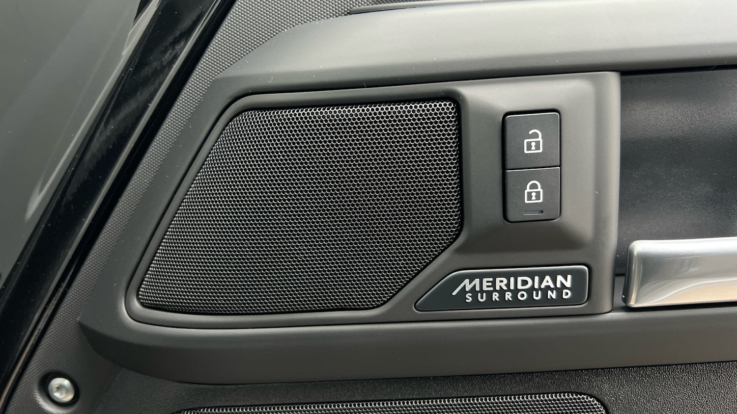 Used Land Rover Defender for sale - 77610450: Photo 24