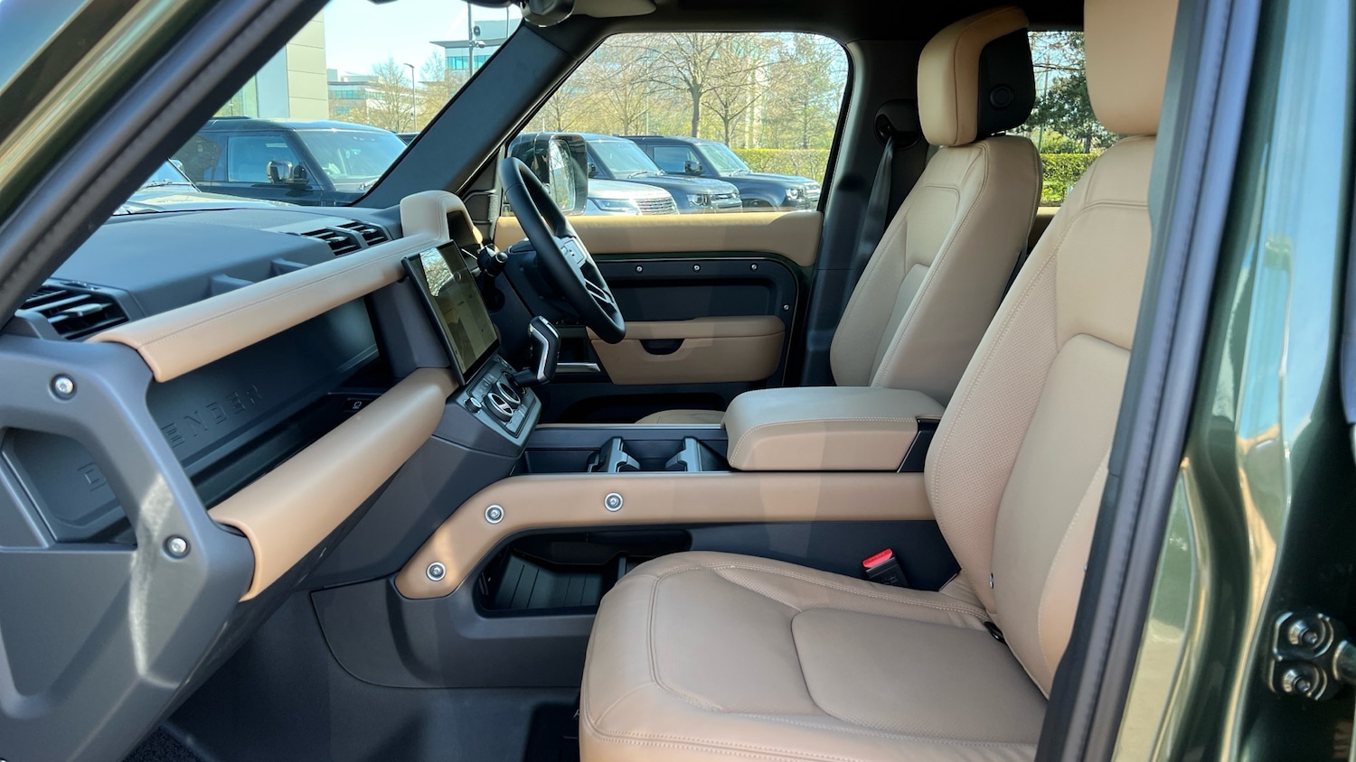 Used Land Rover Defender for sale - 78045727: Photo 3