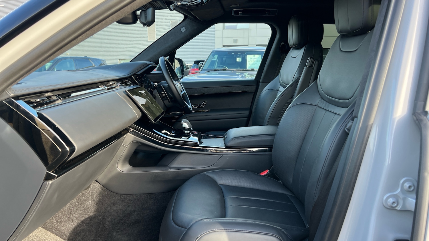 Used Land Rover Range Rover Sport 2023 for sale - 77329030: Photo 3