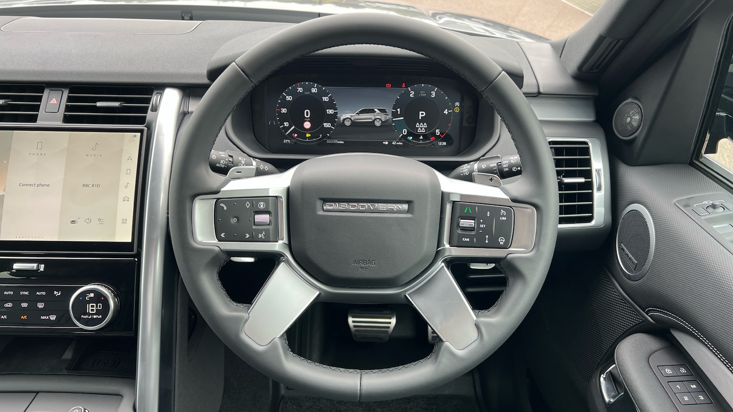 Used Land Rover Discovery 2025 for sale - 77610408: Photo 15