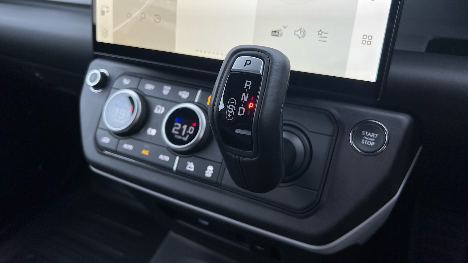 Used Land Rover Defender for sale - 78111976: Photo 13