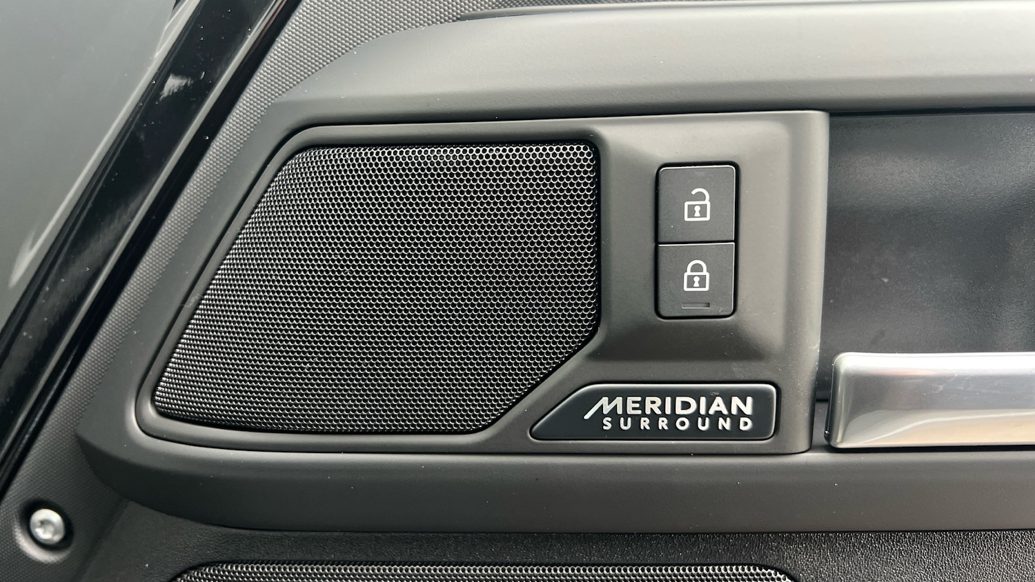 Used Land Rover Defender for sale - 78111976: Photo 23