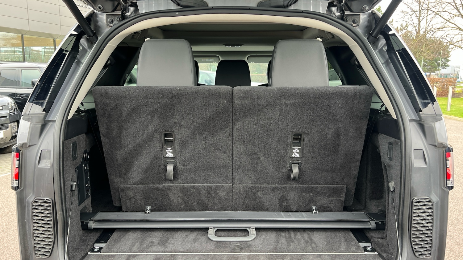 Used Land Rover Discovery 2020 for sale - 76687016: Photo 21