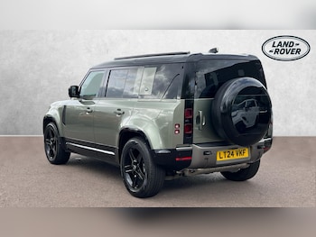 Used Land Rover Defender 2024 for sale - 79314452: Photo