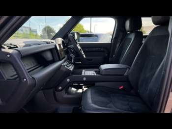 Used Land Rover Defender 2023 for sale - 75011822: Photo