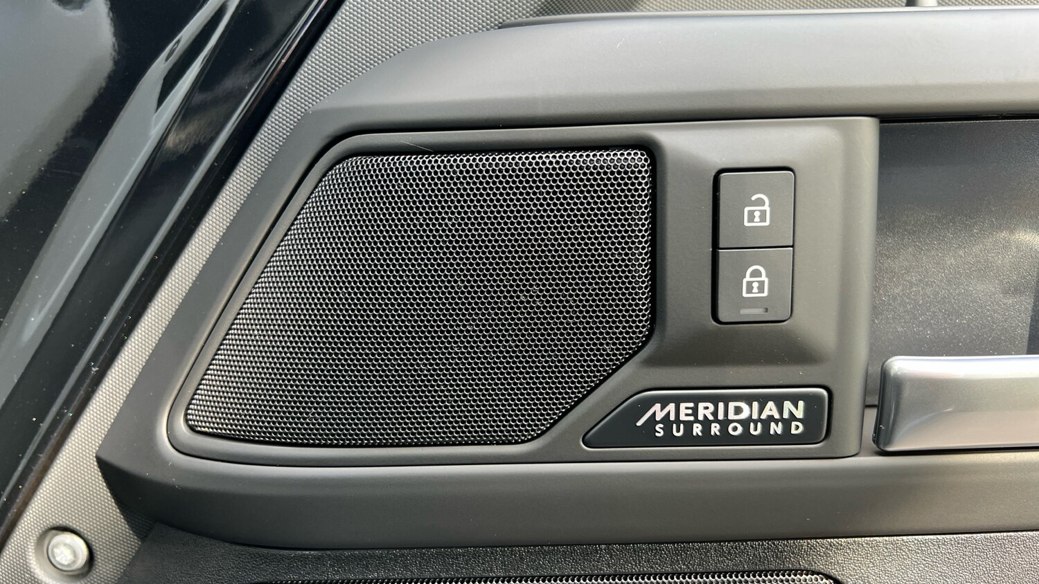 Used Land Rover Defender for sale - 76069589: Photo 24