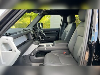 Used Land Rover Defender for sale - 76069589: Photo 3